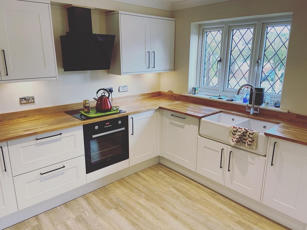 Custom kitchen fitting in Cambridge