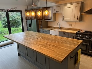 Islands & Peninsulas for kitchens
